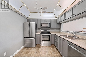 1045 Sutherland Avenue N Unit# 323 - Photo 10