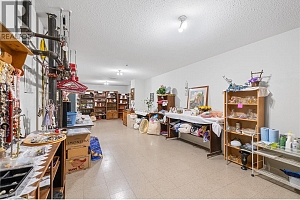 1045 Sutherland Avenue N Unit# 323 - Photo 35