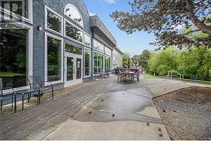 1045 Sutherland Avenue N Unit# 323 - Photo 42