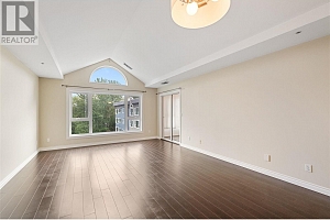1045 Sutherland Avenue N Unit# 323 - Photo 6