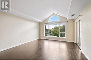 1045 Sutherland Avenue N Unit# 323 - Photo 8