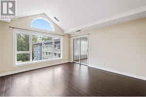 1045 Sutherland Avenue N Unit# 323 - Photo 9