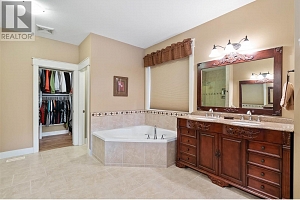 1297 Tanemura Crescent - Photo 25