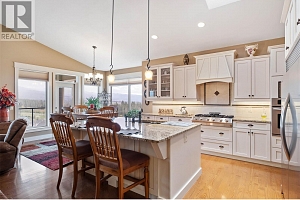 1297 Tanemura Crescent - Photo 9