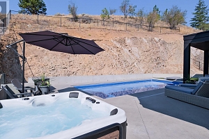 740 Pinehaven Court - Photo 38