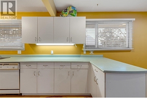 215 Mugford Road - Photo 10