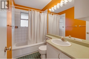 215 Mugford Road - Photo 20