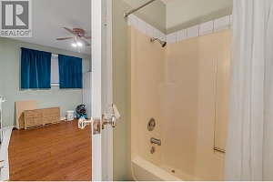 215 Mugford Road - Photo 29