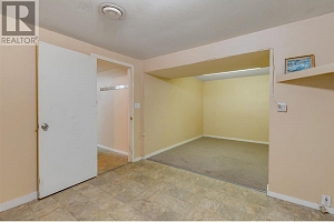 215 Mugford Road - Photo 34