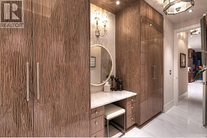 2245 Abbott Street Unit# 301 - Photo 32