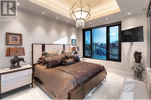 2245 Abbott Street Unit# 301 - Photo 37