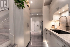 2245 Abbott Street Unit# 301 - Photo 42