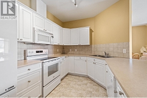 3570 Woodsdale Road Unit# 303 - Photo 13
