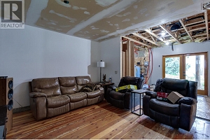 8600 33 Highway - Photo 21