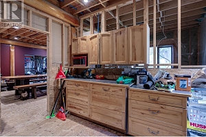 8600 33 Highway - Photo 27