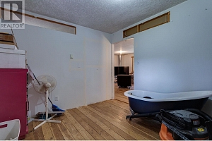 8600 33 Highway - Photo 39