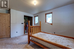 8600 33 Highway - Photo 49