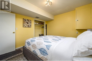 2056 Pandosy Street - Photo 17