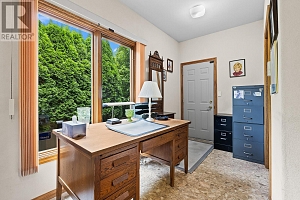 463 Carona Crescent - Photo 21
