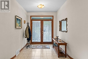 463 Carona Crescent - Photo 3
