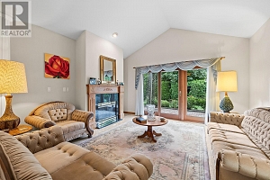 463 Carona Crescent - Photo 4