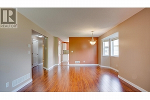 5200 25 Avenue Unit# 8 - Photo 16