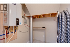 5200 25 Avenue Unit# 8 - Photo 22