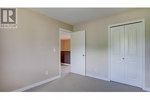 5200 25 Avenue Unit# 8 - Photo 27