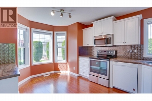 5200 25 Avenue Unit# 8 - Photo 9
