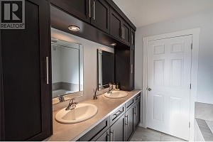 42 Lakeshore Drive - Photo 38