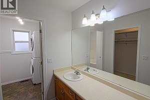 1605 15 Avenue - Photo 27