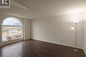 1605 15 Avenue - Photo 5