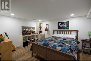 2500 39 Avenue - Photo 32