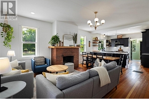 2500 39 Avenue - Photo 7