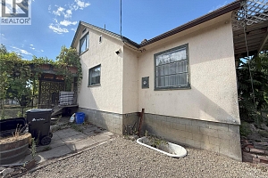 2310 34A Street - Photo 4