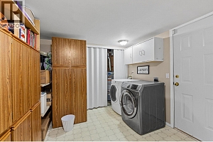 423 Fizet Avenue - Photo 34
