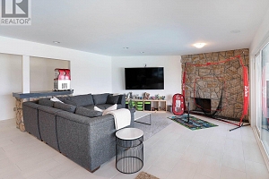 2519 Hillsborough Road - Photo 32