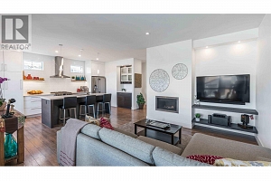 1027 Wilson Avenue - Photo 16