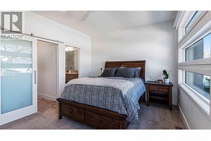 1027 Wilson Avenue - Photo 18
