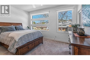 1027 Wilson Avenue - Photo 20