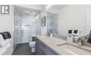 1027 Wilson Avenue - Photo 23