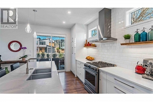 1027 Wilson Avenue - Photo 7