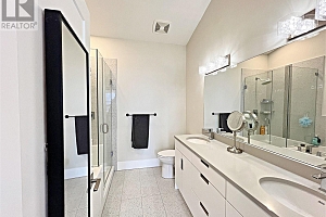 4000 Redstone Crescent Unit# 228 - Photo 40