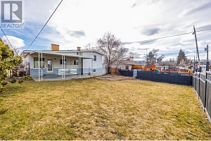 1388 Cherry Crescent W - Photo 39