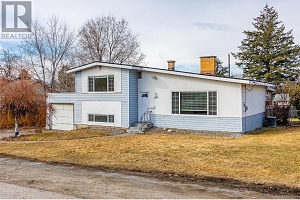 1388 Cherry Crescent W - Photo 8