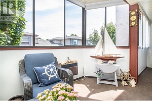 2085 Gordon Drive Unit# 204 - Photo 6