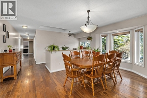 7992 Falcon Ridge Crescent - Photo 18