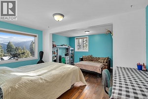 7992 Falcon Ridge Crescent - Photo 25