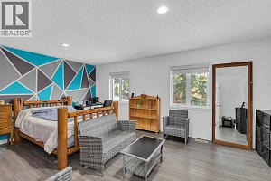 7992 Falcon Ridge Crescent - Photo 29