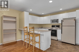 7992 Falcon Ridge Crescent - Photo 33